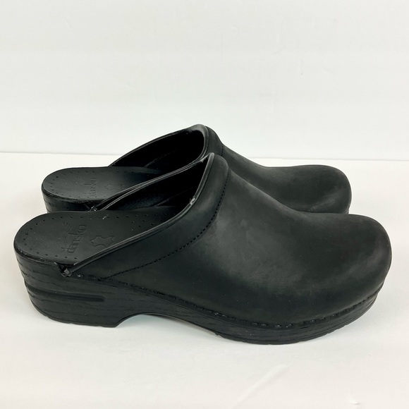 NWT dansko Sonja Oiled Black Leather Sz EU 39 Women Open Heel Clogs- With Flaw - Picture 7 of 15